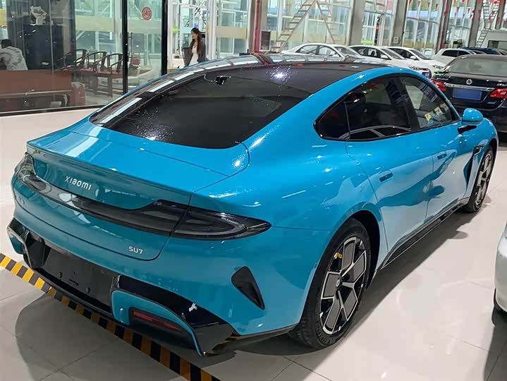 Фото 5 - Xiaomi SU7