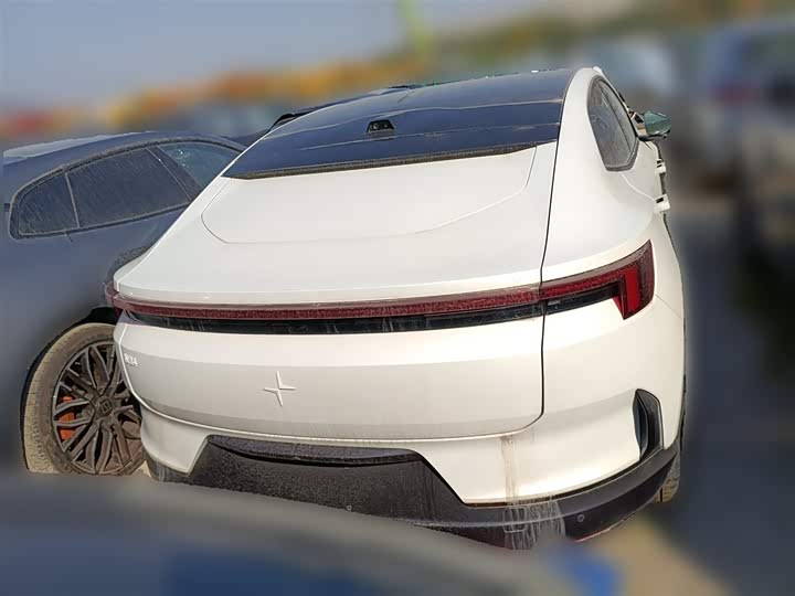 Фото 10 - Polestar 4