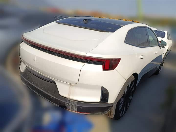 Фото 12 - Polestar 4