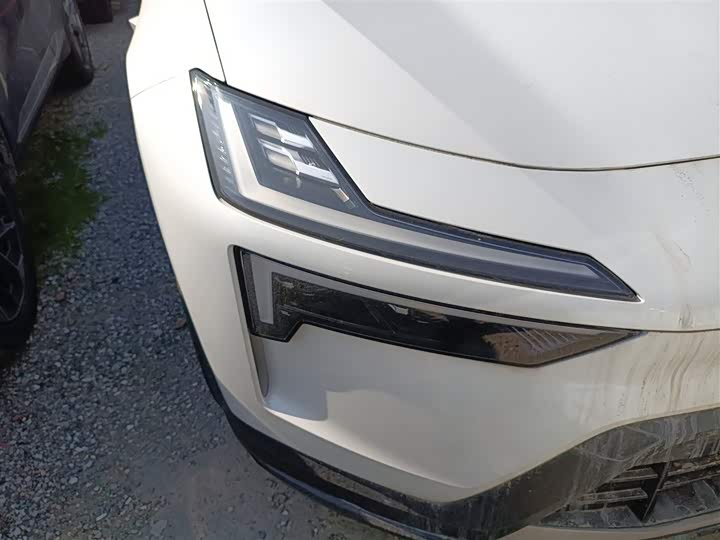 Фото 13 - Polestar 4