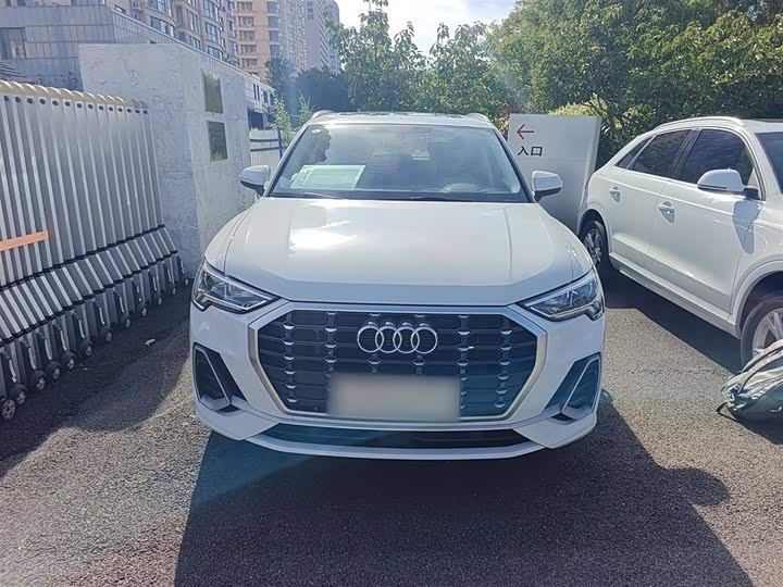 Фото 3 - Audi Q3