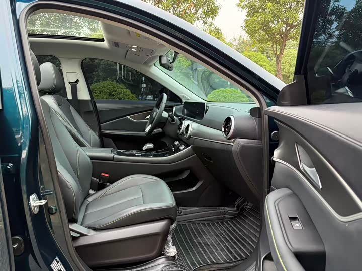 Фото 13 - Dongfeng Forthing T5 EVO