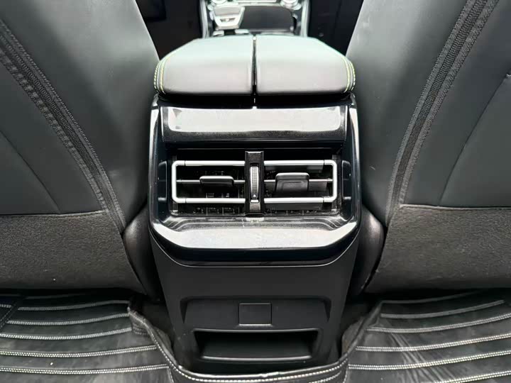 Фото 26 - Dongfeng Forthing T5 EVO