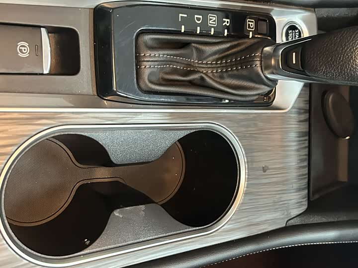 Фото 11 - Nissan Teana