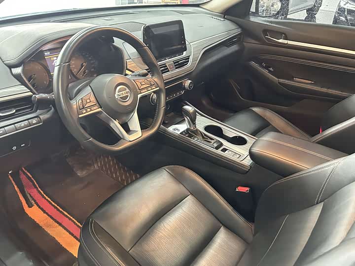 Фото 8 - Nissan Teana