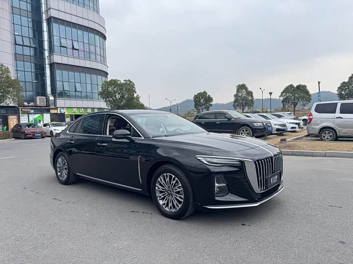 Фото 1 - Hongqi H5