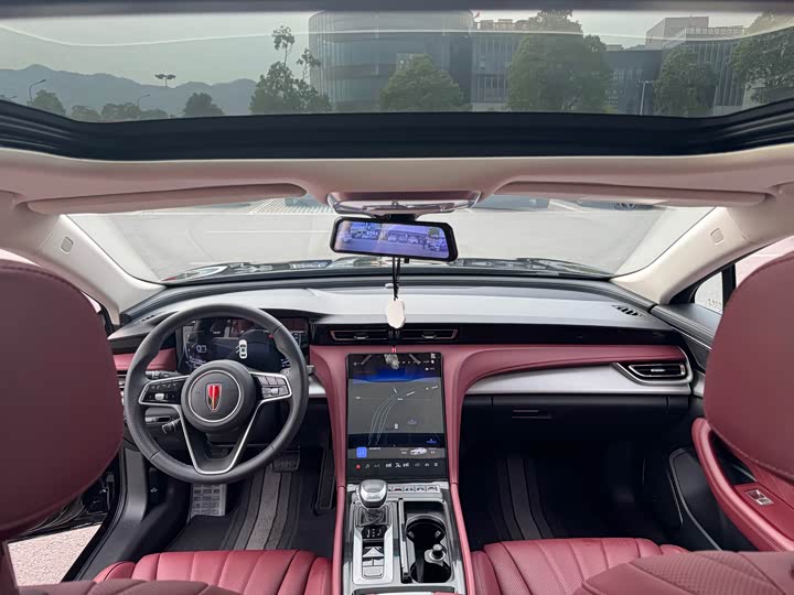 Фото 15 - Hongqi H5