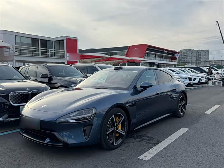 Фото 1 - Xiaomi SU7