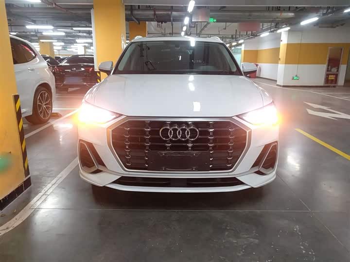 Фото 3 - Audi Q3