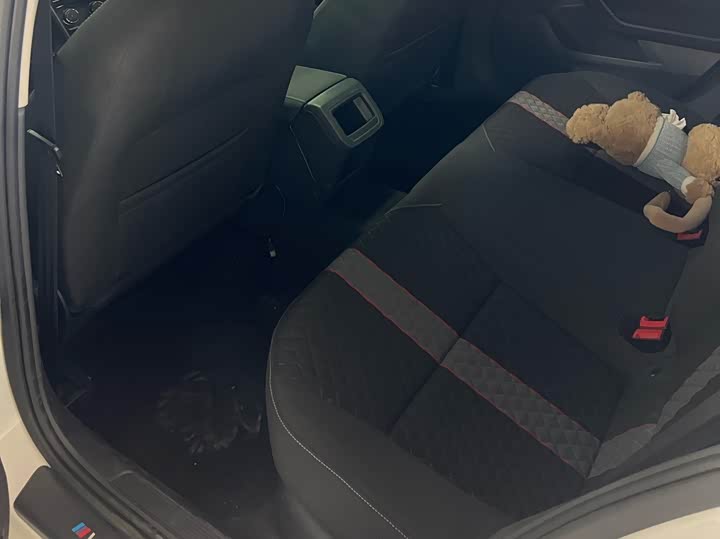 Фото 10 - Volkswagen Lamando L