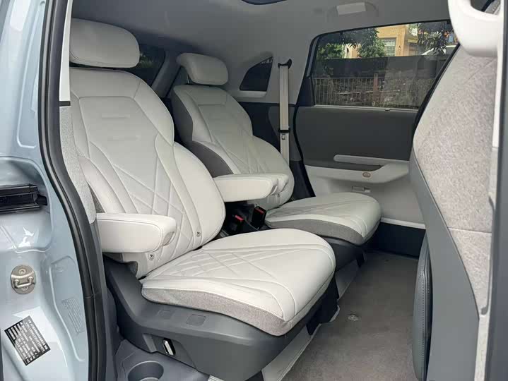 Фото 13 - BAIC Arcfox Kaola