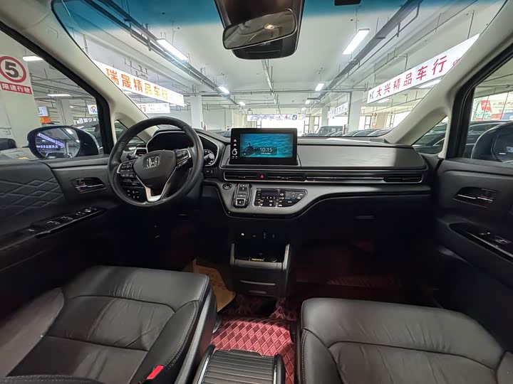 Фото 8 - Honda Elysion