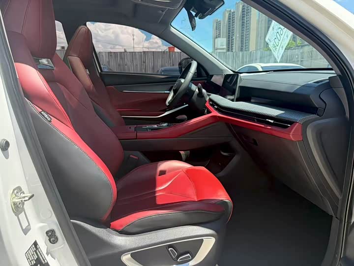 Фото 12 - Changan CS75 Plus