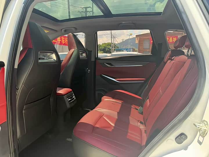 Фото 6 - Changan CS75 Plus