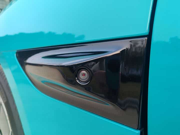 Фото 16 - Xiaomi SU7