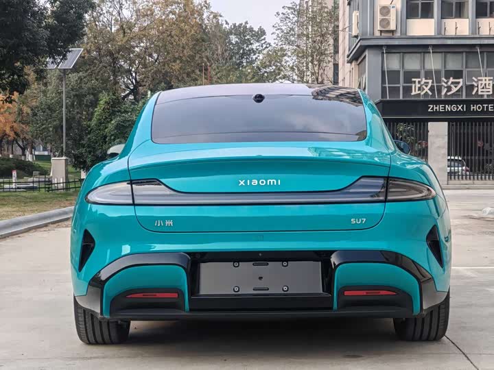 Фото 7 - Xiaomi SU7