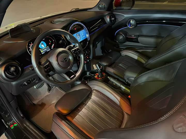 Фото 3 - Mini Countryman JCW