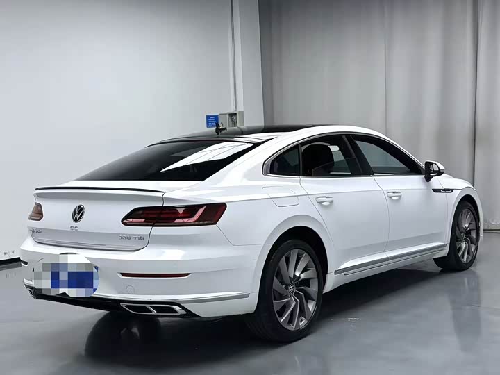 Фото 2 - Volkswagen CC