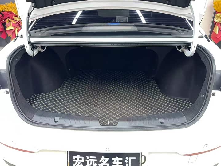 Фото 13 - GAC Aion S