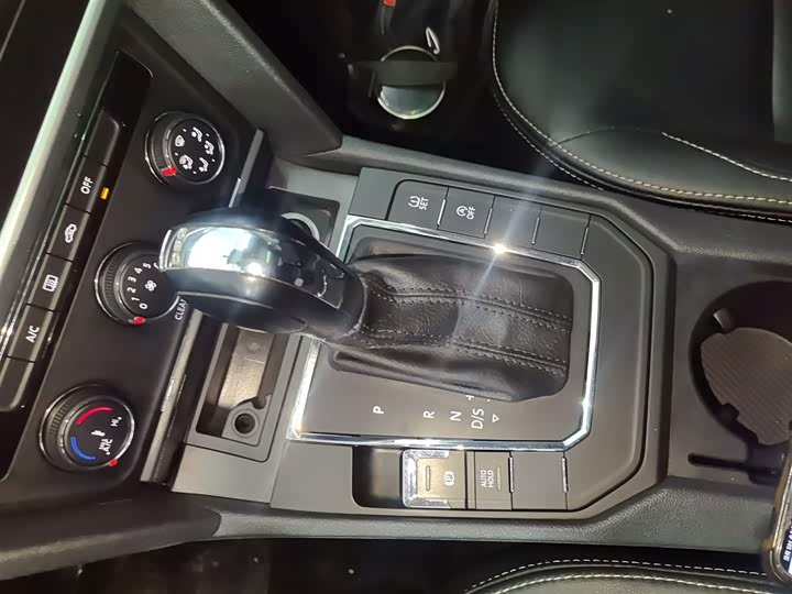 Фото 14 - Volkswagen Lamando L