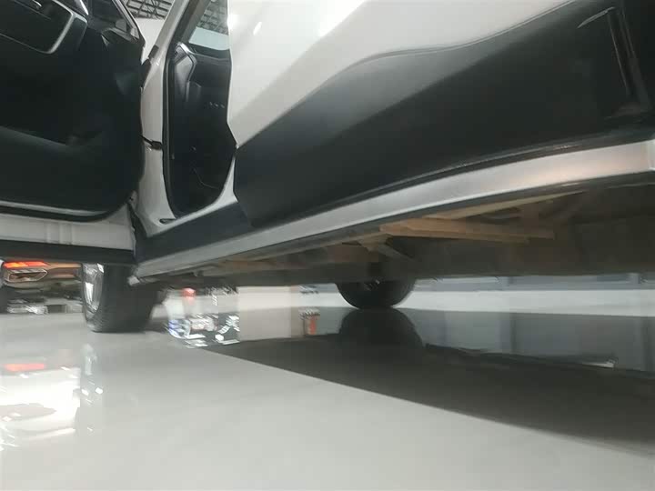 Фото 6 - Toyota RAV4