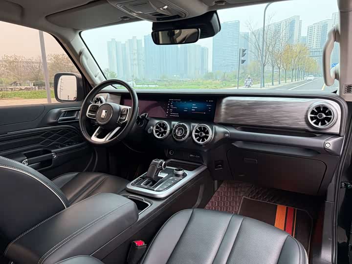 Фото 15 - Tank 300