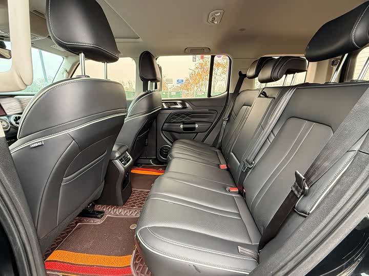 Фото 16 - Tank 300