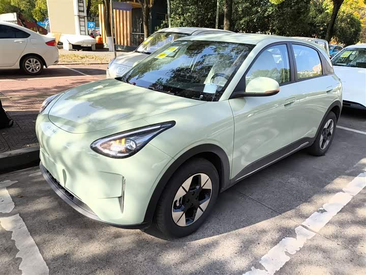 Фото 1 - Geely Galaxy Geome