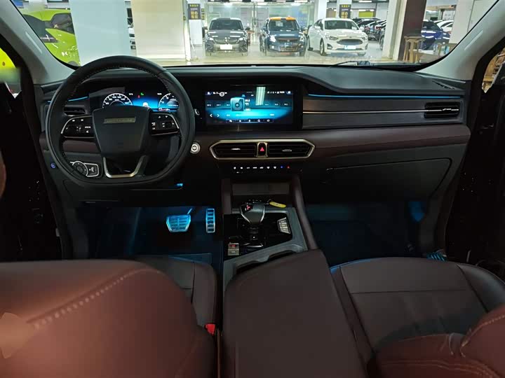 Фото 10 - Jetour X90