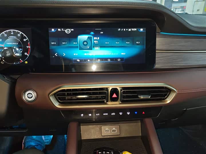 Фото 13 - Jetour X90