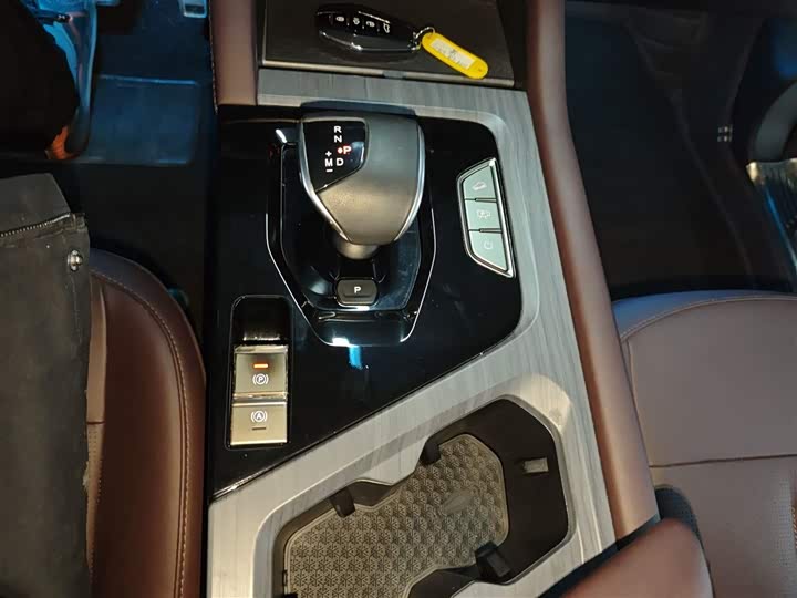 Фото 14 - Jetour X90