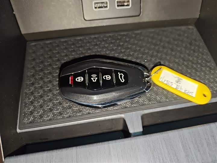 Фото 9 - Jetour X90