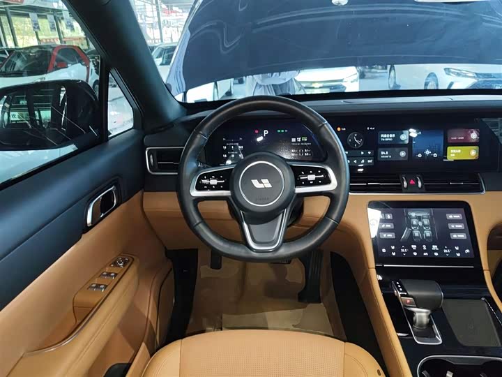 Фото 11 - LiXiang One