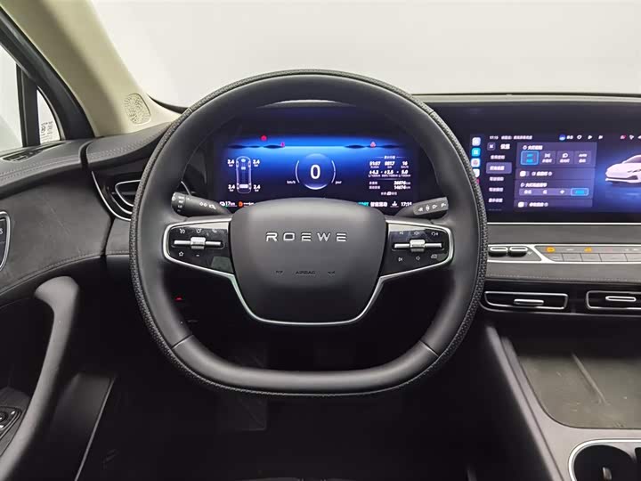 Фото 11 - Roewe D7