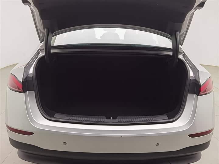 Фото 16 - Roewe D7