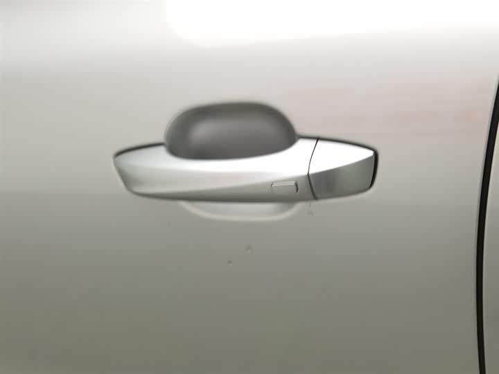 Фото 18 - Roewe D7