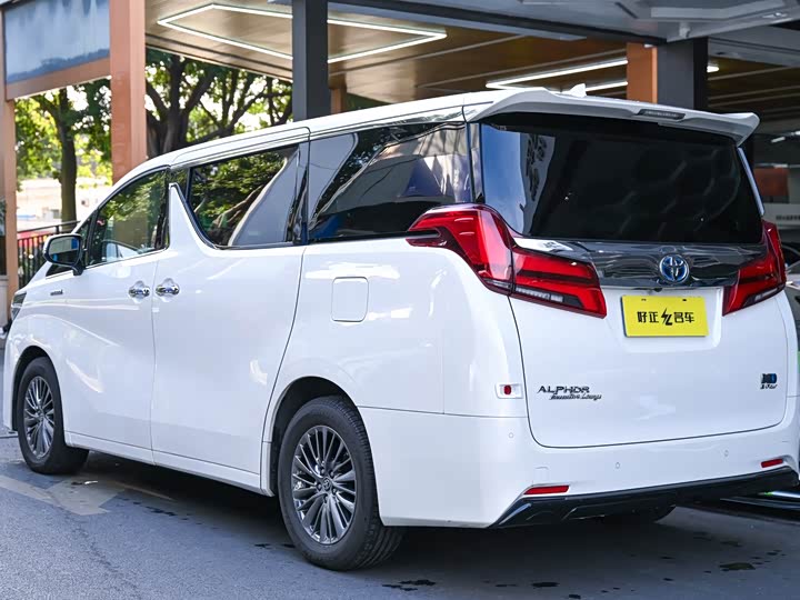 Фото 4 - Toyota Alphard