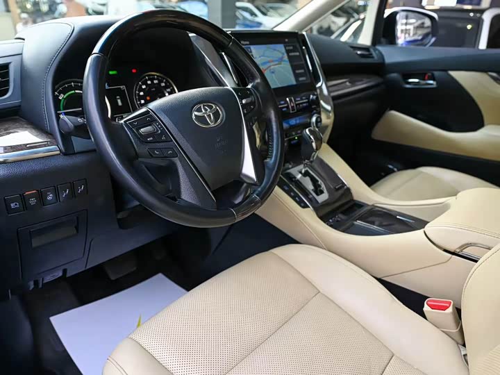 Фото 6 - Toyota Alphard