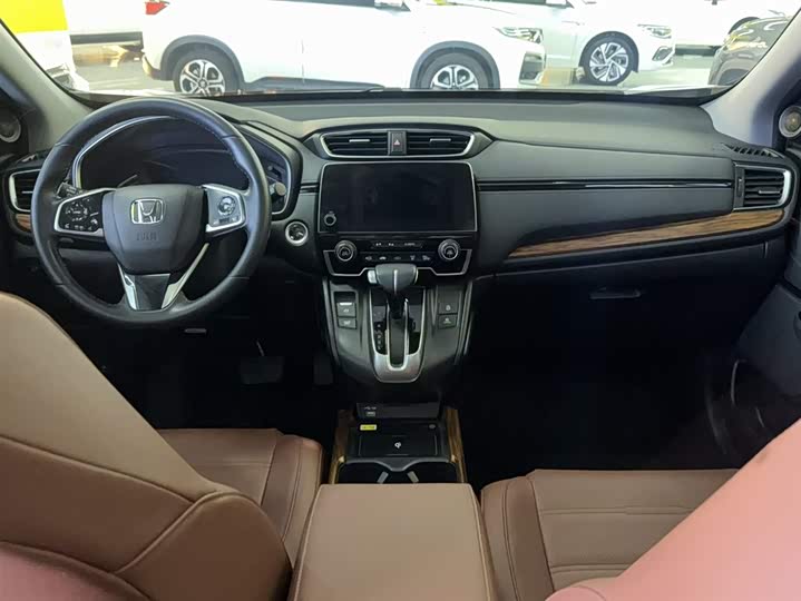 Фото 10 - Honda CR-V