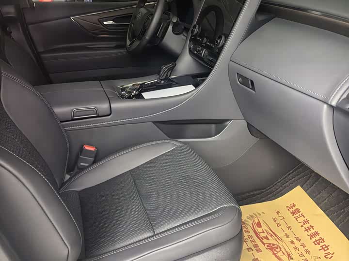 Фото 12 - Toyota Alphard