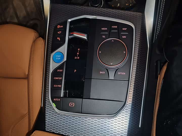 Фото 16 - BMW i4