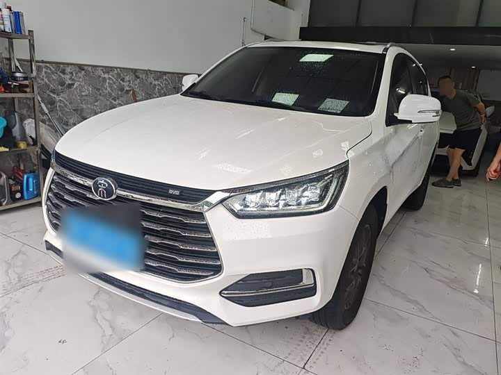 Фото 1 - BYD Song