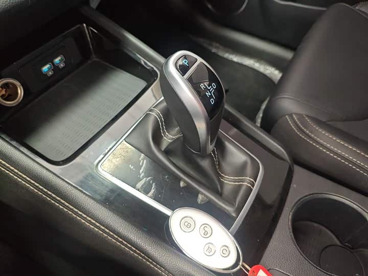 Фото 14 - BYD Song