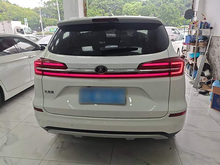 Фото 6 - BYD Song