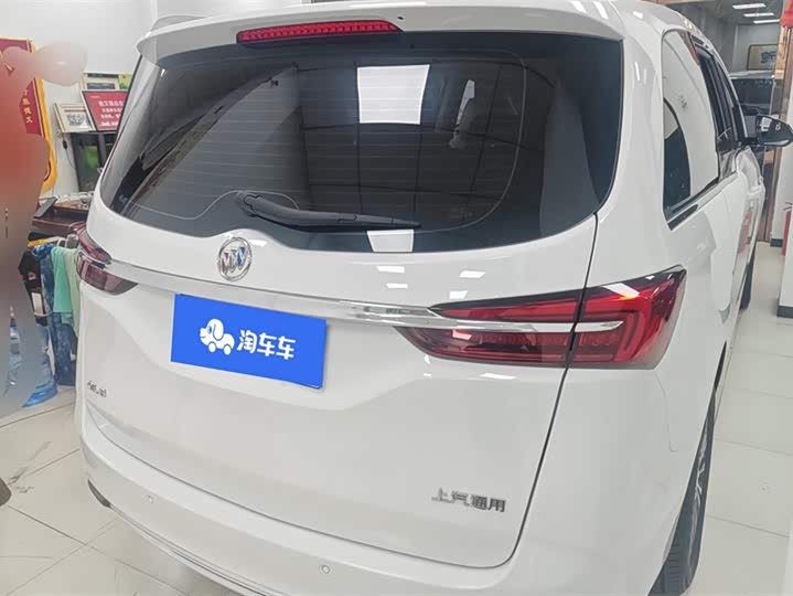 Фото 3 - Buick GL8 ES