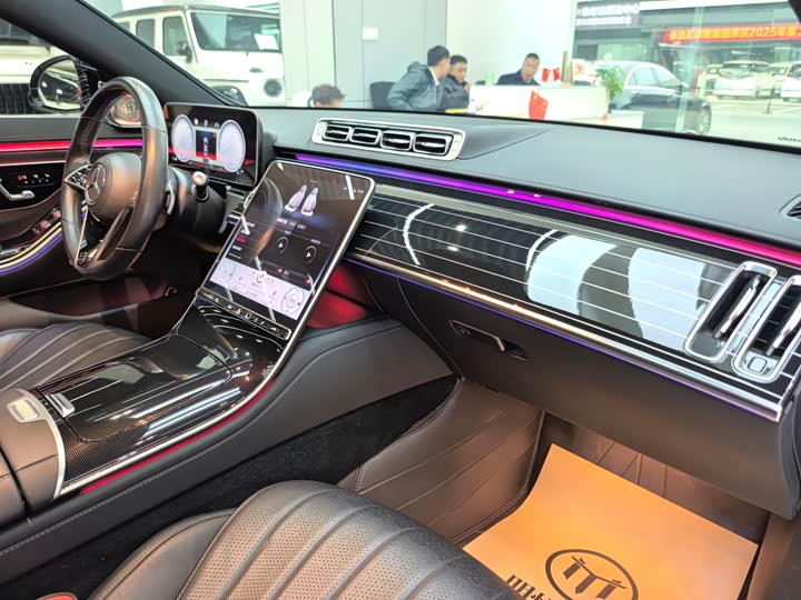 Фото 7 - Mercedes-Benz S-Class