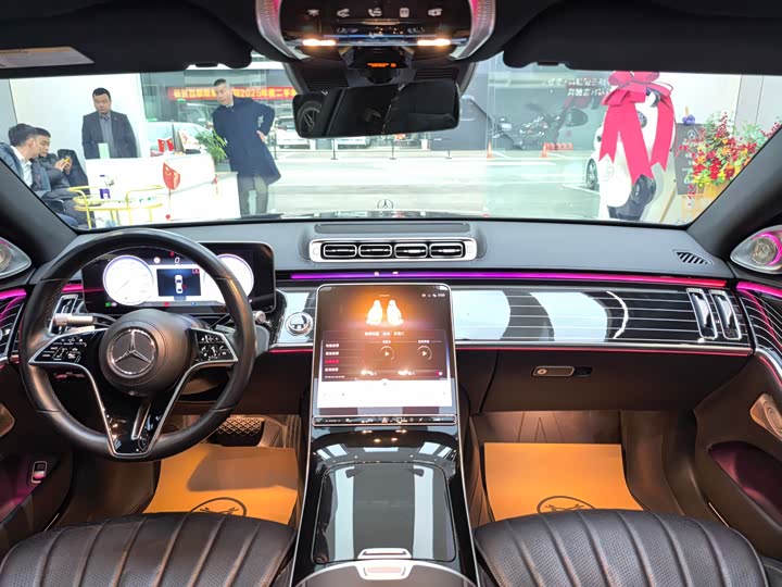 Фото 8 - Mercedes-Benz S-Class