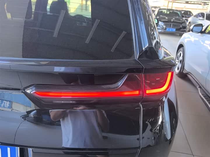 Фото 8 - Honda Breeze