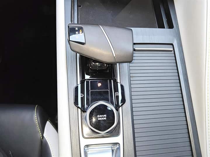 Фото 16 - Changan CS75 Plus