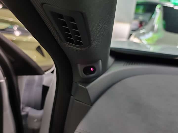 Фото 13 - Dongfeng Yipai eπ 008